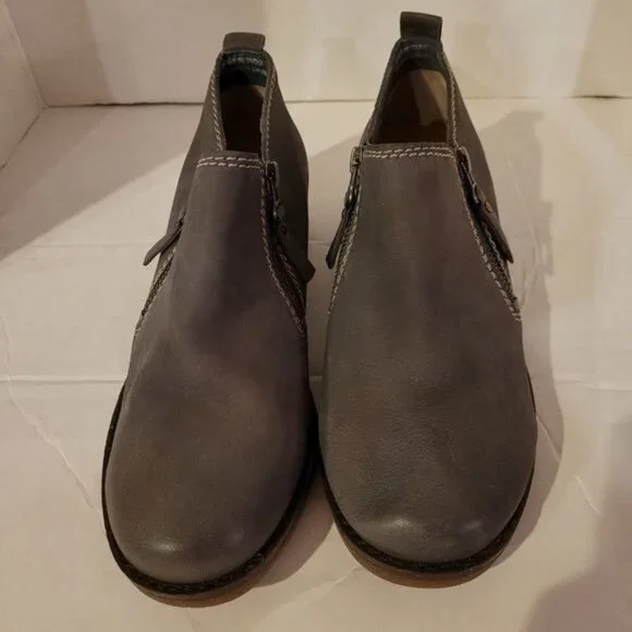 Hush Puppies Gray Ankle Boots - Picture 2 of 7